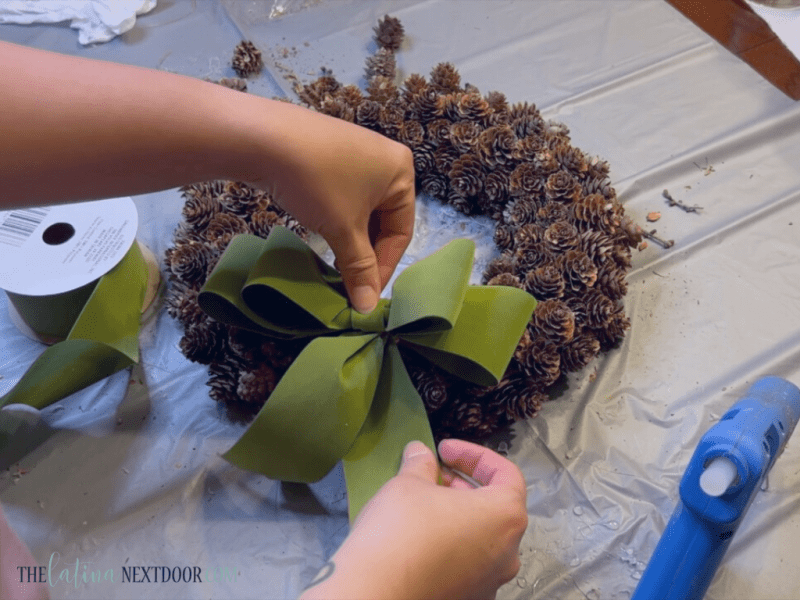 DIY Pinecone Wreath 10 300x225 DIY Pinecone Wreath